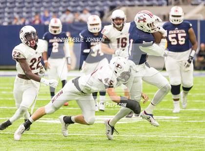 Thumbnail 1 in Pearland vs Atascocita (6A Bi-District Playoff) photogallery.