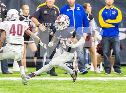 Thumbnail 3 in Pearland vs Atascocita (6A Bi-District Playoff) photogallery.