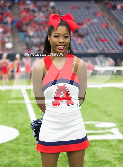 Thumbnail 2 in Pearland vs Atascocita (6A Bi-District Playoff) photogallery.