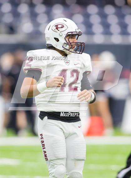 Thumbnail 2 in Pearland vs Atascocita (6A Bi-District Playoff) photogallery.