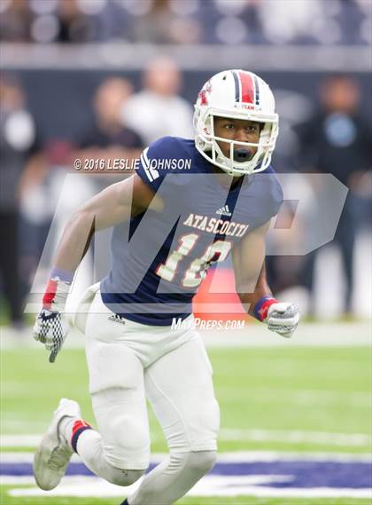 Thumbnail 2 in Pearland vs Atascocita (6A Bi-District Playoff) photogallery.