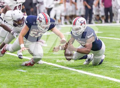 Thumbnail 2 in Pearland vs Atascocita (6A Bi-District Playoff) photogallery.