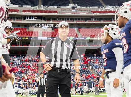 Thumbnail 3 in Pearland vs Atascocita (6A Bi-District Playoff) photogallery.