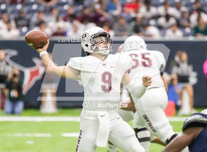 Thumbnail 1 in Pearland vs Atascocita (6A Bi-District Playoff) photogallery.