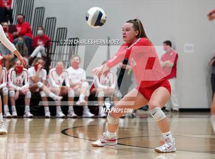 Thumbnail 2 in Bellville vs. Robinson (UIL 4A Regional Semifinals) photogallery.