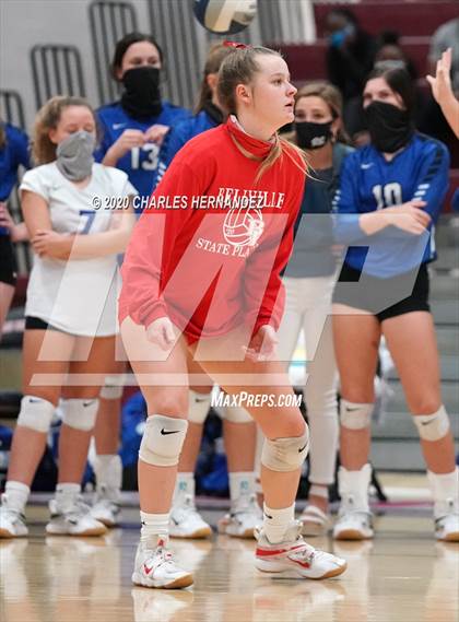 Thumbnail 1 in Bellville vs. Robinson (UIL 4A Regional Semifinals) photogallery.