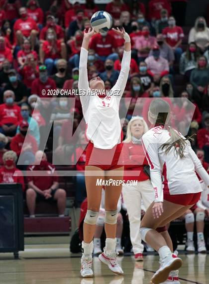 Thumbnail 3 in Bellville vs. Robinson (UIL 4A Regional Semifinals) photogallery.