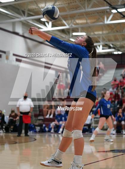 Thumbnail 2 in Bellville vs. Robinson (UIL 4A Regional Semifinals) photogallery.