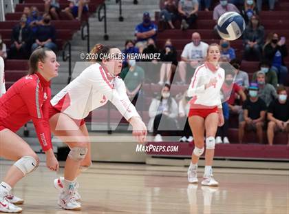 Thumbnail 1 in Bellville vs. Robinson (UIL 4A Regional Semifinals) photogallery.