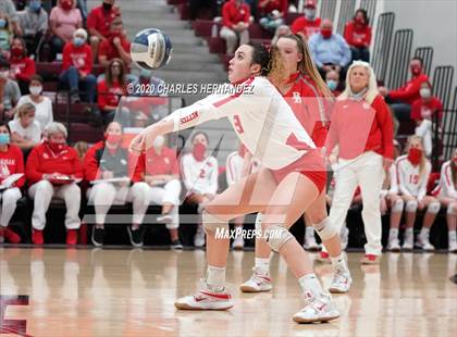 Thumbnail 3 in Bellville vs. Robinson (UIL 4A Regional Semifinals) photogallery.