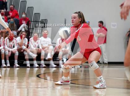 Thumbnail 1 in Bellville vs. Robinson (UIL 4A Regional Semifinals) photogallery.
