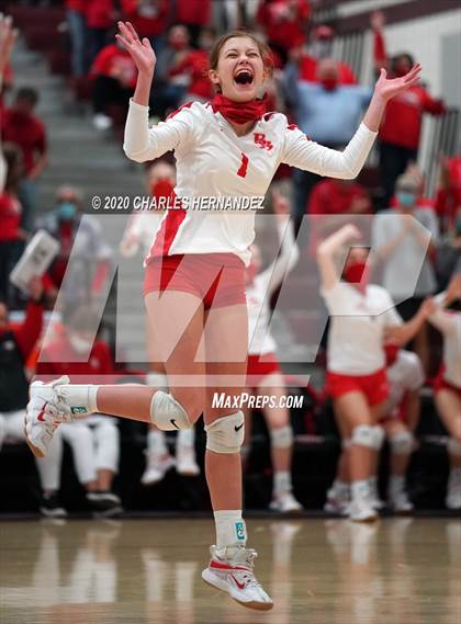 Thumbnail 1 in Bellville vs. Robinson (UIL 4A Regional Semifinals) photogallery.