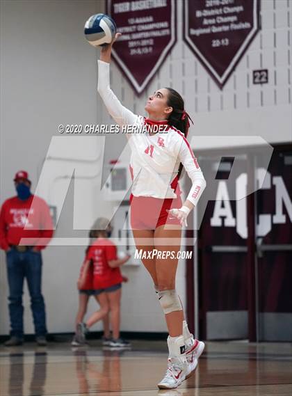 Thumbnail 1 in Bellville vs. Robinson (UIL 4A Regional Semifinals) photogallery.