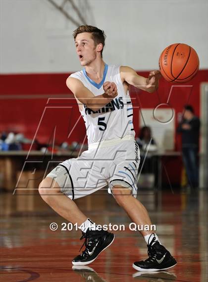 Thumbnail 2 in Simi Valley @ Villa Park (MaxPreps Holiday Classic) photogallery.