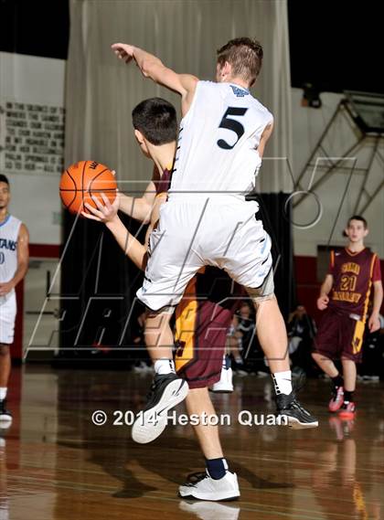 Thumbnail 3 in Simi Valley @ Villa Park (MaxPreps Holiday Classic) photogallery.