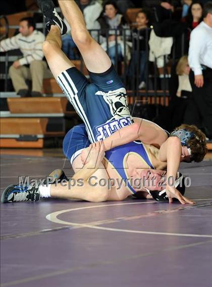 Thumbnail 3 in Huntington @ Islip photogallery.