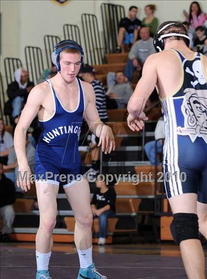 Thumbnail 2 in Huntington @ Islip photogallery.
