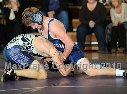 Thumbnail 3 in Huntington @ Islip photogallery.