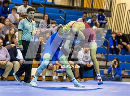 Thumbnail 3 in VCHS Tri Meet photogallery.