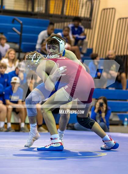 Thumbnail 1 in VCHS Tri Meet photogallery.