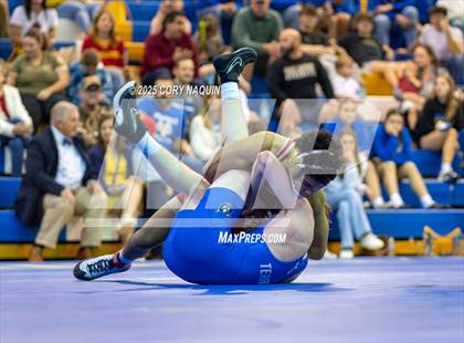 Thumbnail 3 in VCHS Tri Meet photogallery.