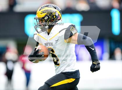 Thumbnail 3 in Cedar Grove vs. Park Ridge (NJSIAA North Group 1 Final)  photogallery.