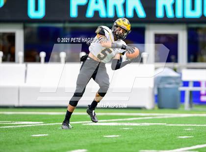 Thumbnail 3 in Cedar Grove vs. Park Ridge (NJSIAA North Group 1 Final)  photogallery.