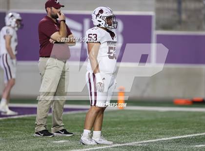 Thumbnail 3 in Big Spring vs Brownwood (UIL Football 4A Division 1 Bi-District) photogallery.