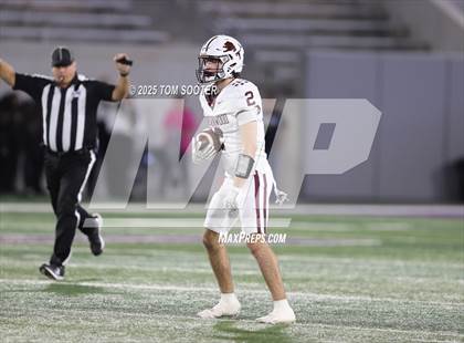 Thumbnail 1 in Big Spring vs Brownwood (UIL Football 4A Division 1 Bi-District) photogallery.