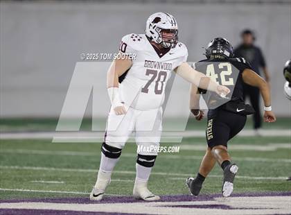 Thumbnail 2 in Big Spring vs Brownwood (UIL Football 4A Division 1 Bi-District) photogallery.