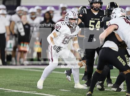 Thumbnail 3 in Big Spring vs Brownwood (UIL Football 4A Division 1 Bi-District) photogallery.