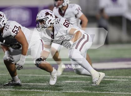 Thumbnail 2 in Big Spring vs Brownwood (UIL Football 4A Division 1 Bi-District) photogallery.
