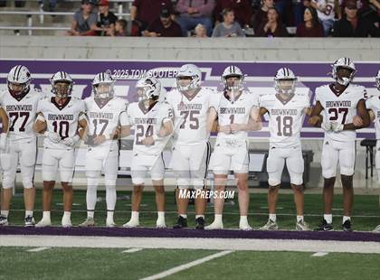 Thumbnail 1 in Big Spring vs Brownwood (UIL Football 4A Division 1 Bi-District) photogallery.