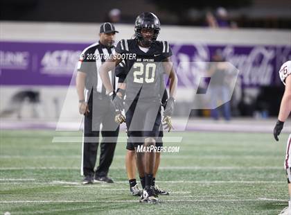 Thumbnail 3 in Big Spring vs Brownwood (UIL Football 4A Division 1 Bi-District) photogallery.