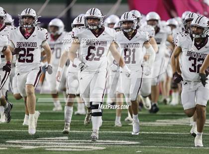 Thumbnail 2 in Big Spring vs Brownwood (UIL Football 4A Division 1 Bi-District) photogallery.