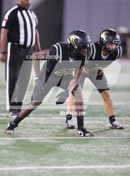 Thumbnail 1 in Big Spring vs Brownwood (UIL Football 4A Division 1 Bi-District) photogallery.