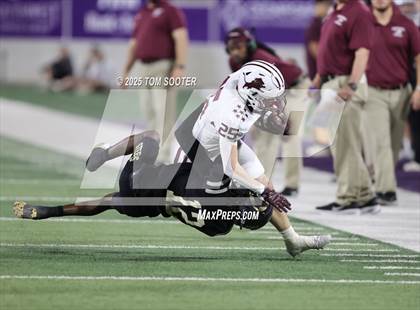 Thumbnail 2 in Big Spring vs Brownwood (UIL Football 4A Division 1 Bi-District) photogallery.