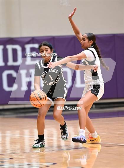 Thumbnail 1 in Palmdale vs. Cabrillo photogallery.