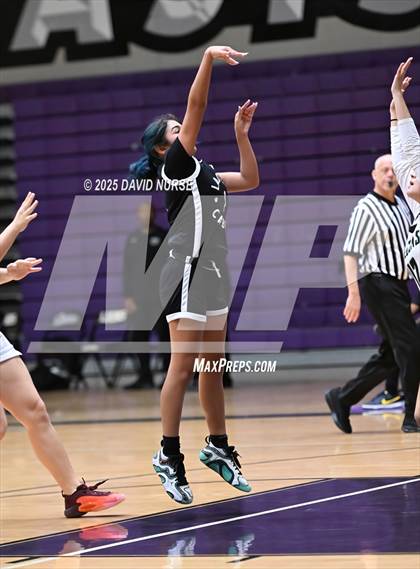 Thumbnail 3 in Palmdale vs. Cabrillo photogallery.