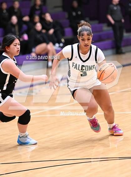 Thumbnail 2 in Palmdale vs. Cabrillo photogallery.