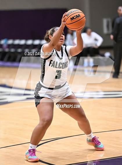 Thumbnail 2 in Palmdale vs. Cabrillo photogallery.