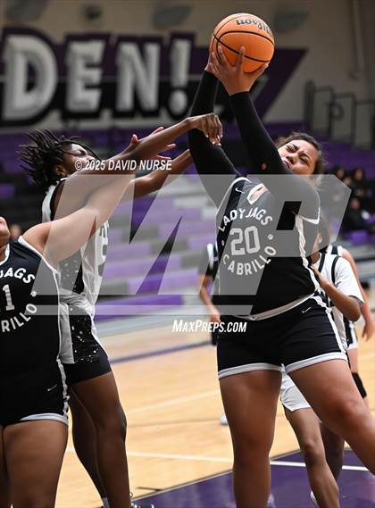 Thumbnail 1 in Palmdale vs. Cabrillo photogallery.