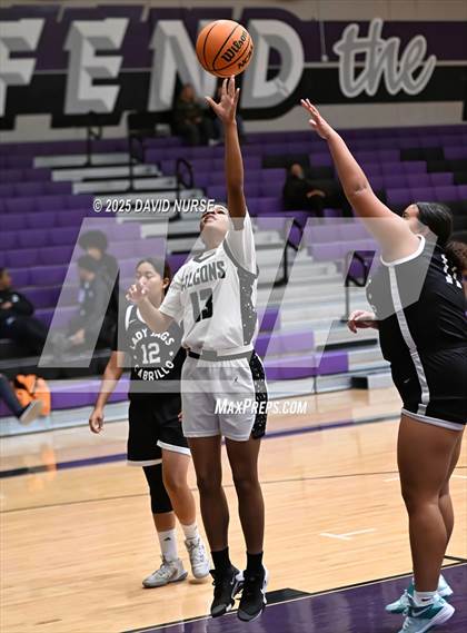 Thumbnail 1 in Palmdale vs. Cabrillo photogallery.