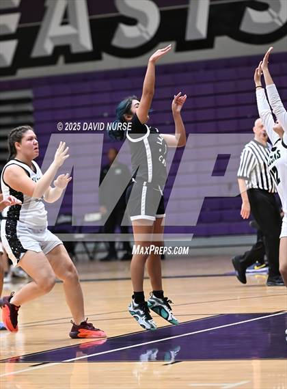 Thumbnail 1 in Palmdale vs. Cabrillo photogallery.