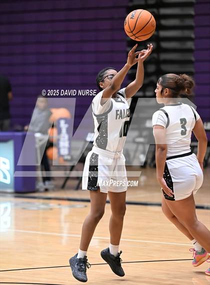 Thumbnail 1 in Palmdale vs. Cabrillo photogallery.