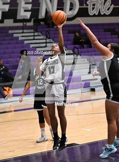 Thumbnail 3 in Palmdale vs. Cabrillo photogallery.