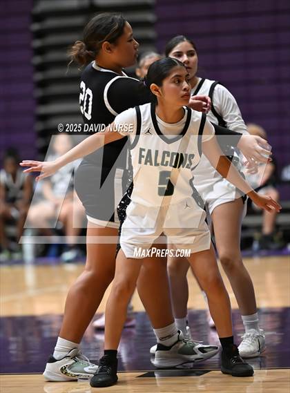 Thumbnail 1 in Palmdale vs. Cabrillo photogallery.