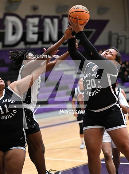 Thumbnail 3 in Palmdale vs. Cabrillo photogallery.