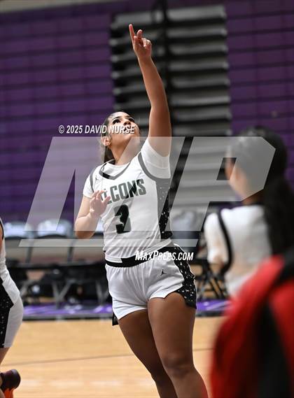 Thumbnail 3 in Palmdale vs. Cabrillo photogallery.