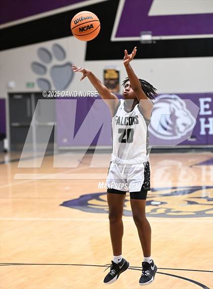 Thumbnail 2 in Palmdale vs. Cabrillo photogallery.